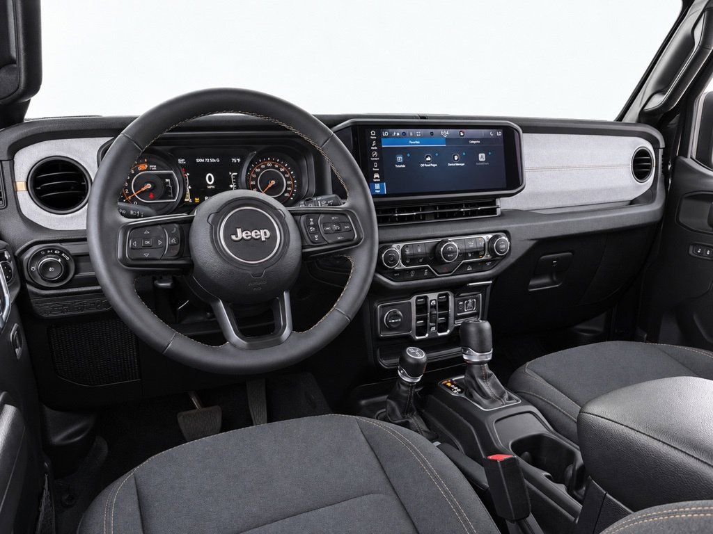 Used 2024 Jeep Wrangler Unlimited Sport AWD/4WD image 25
