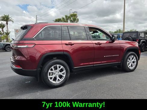 Certified 2022 Jeep Grand Cherokee Limited w/ Luxury Tech Group II image 7