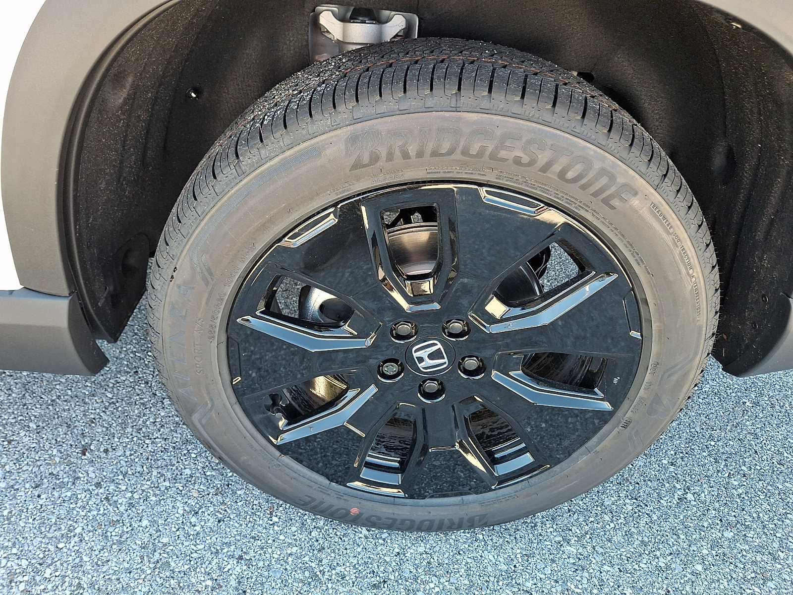 New 2026 Honda Pilot Black Edition image 5