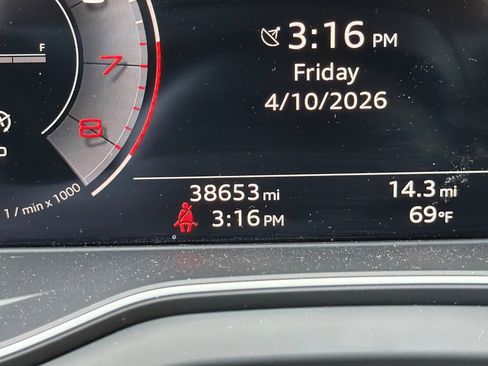 Used 2021 Audi Q5 Prestige w/ Prestige Package image 35