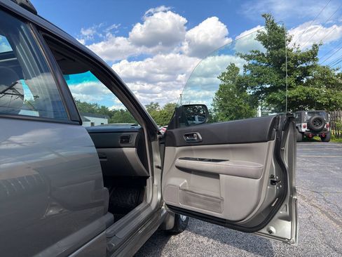 Used 2006 Subaru Forester 2.5X w/ Popular Equipment Group 1B AWD/4WD image 31