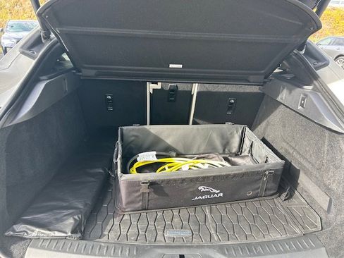 Certified 2022 Jaguar I-PACE HSE image 13
