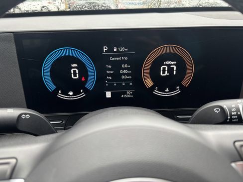 Used 2024 Hyundai Kona SEL image 17