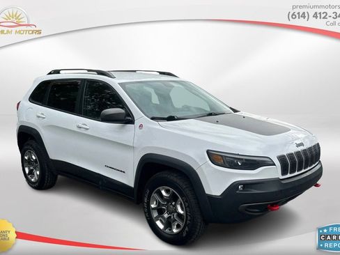 Used 2019 Jeep Cherokee Trailhawk w/ Cold Weather Group image 7