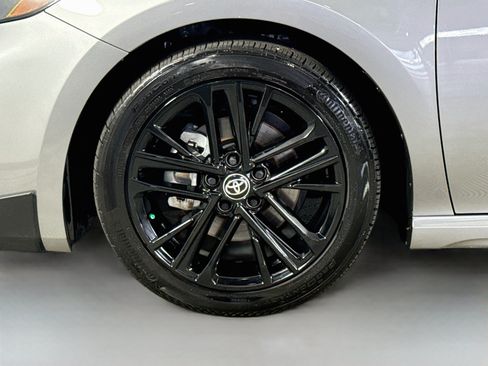 Used 2025 Toyota Camry SE w/ Convenience Package FWD image 38