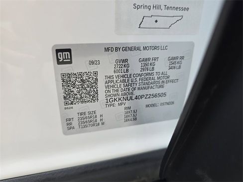 Certified 2023 GMC Acadia SLT image 34