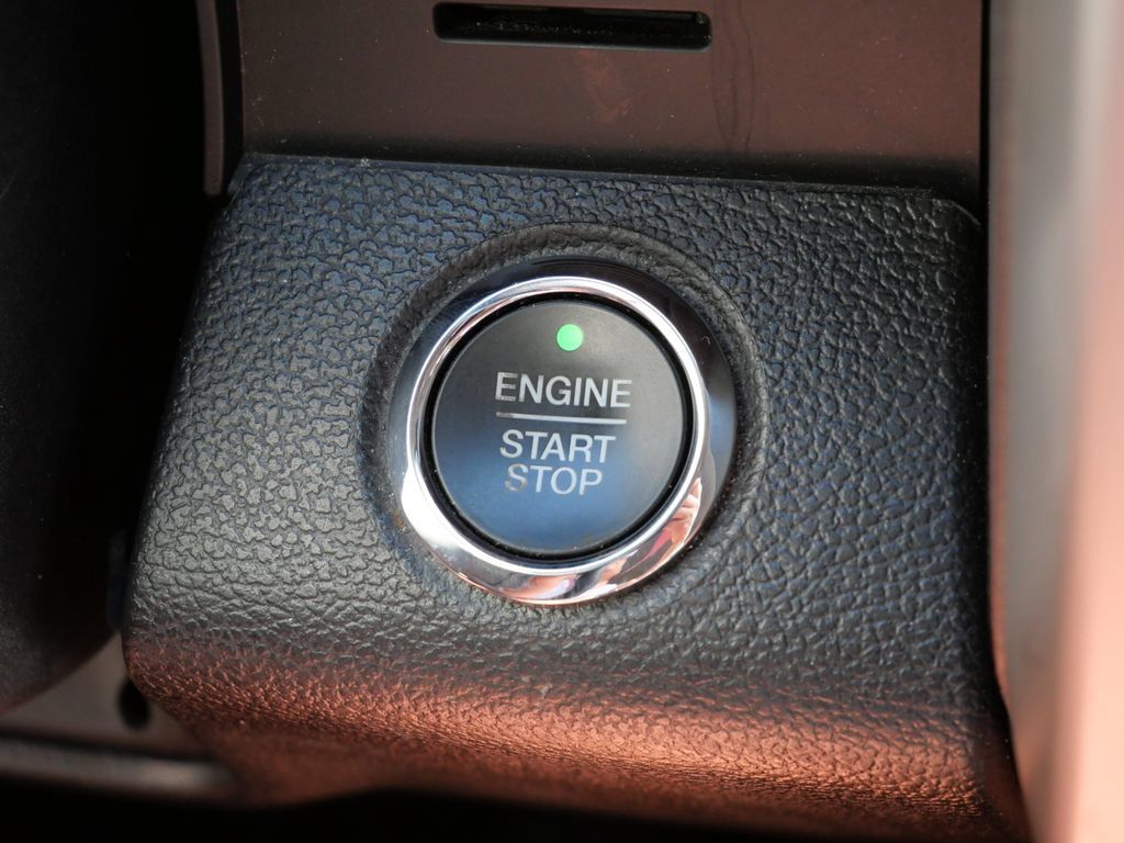 Certified 2019 Ford F150 Lariat AWD/4WD image 32