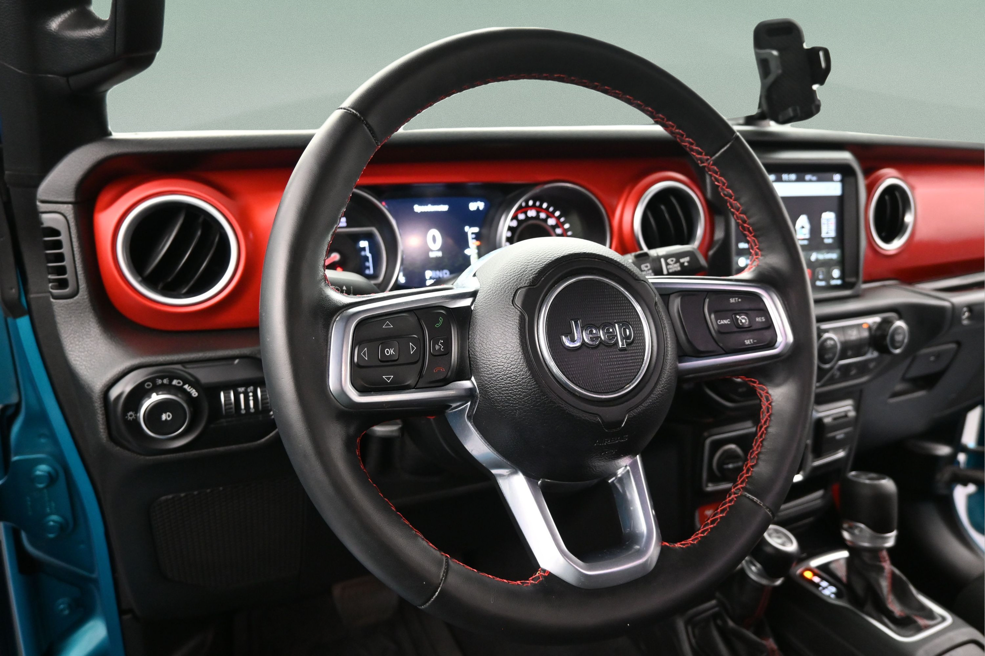 Used 2020 Jeep Wrangler Unlimited Rubicon AWD/4WD image 13