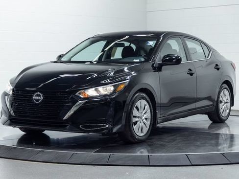 Used 2025 Nissan Sentra S FWD image 6