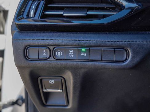 Used 2022 Acura MDX FWD w/ Technology Package image 22