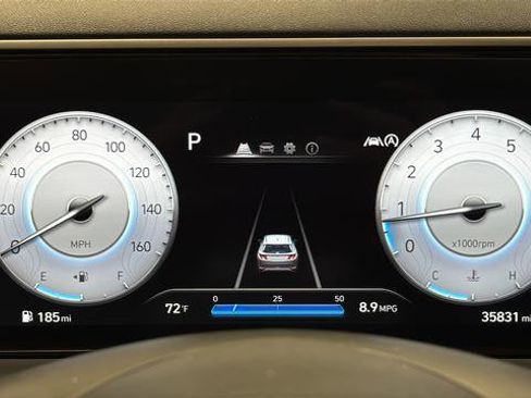 Used 2023 Hyundai Tucson SEL w/ Convenience Package image 17