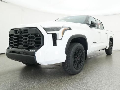 New 2026 Toyota Tundra Limited AWD/4WD image 32