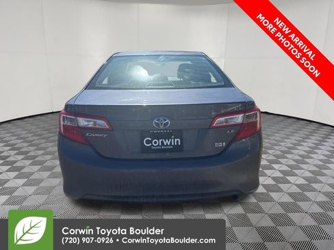 Used 2013 Toyota Camry LE FWD image 6