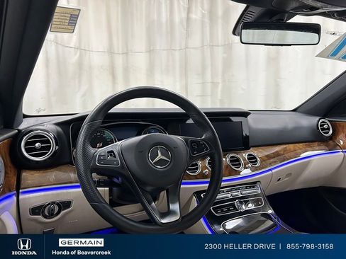 Used 2017 Mercedes-Benz E 300 4MATIC image 15