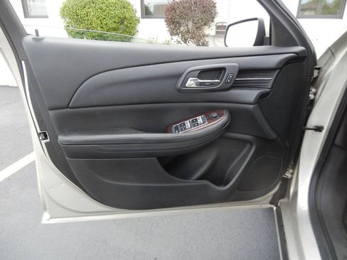 Used 2013 Chevrolet Malibu LT FWD image 26