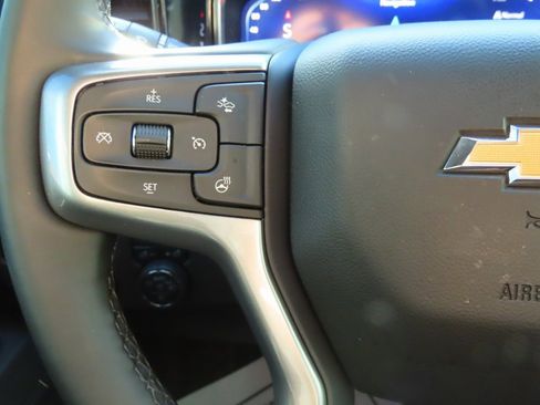 Used 2025 Chevrolet Silverado 2500 LT w/ Safety Package image 39