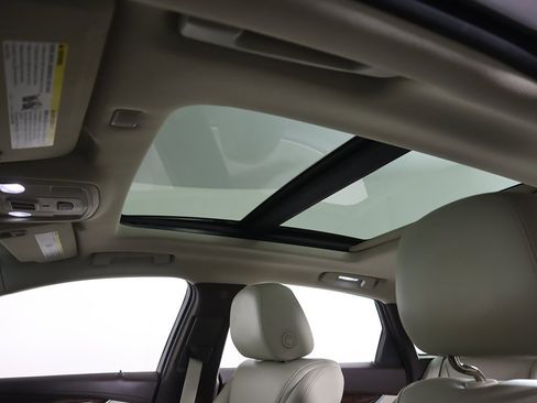 Used 2016 Cadillac XTS Luxury w/ Driver Awareness Package image 23