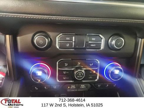 Used 2021 Chevrolet Tahoe High Country w/ Premium Package AWD/4WD image 18