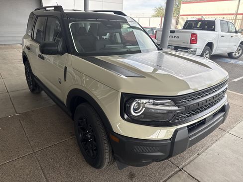 New 2025 Ford Bronco Sport Big Bend w/ Black Appearance Package image 3