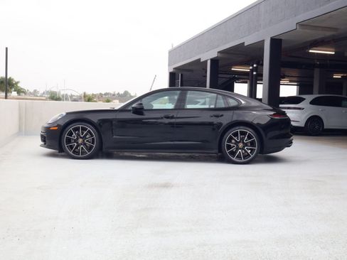 Certified 2023 Porsche Panamera w/ Smoking Package RWD image 2