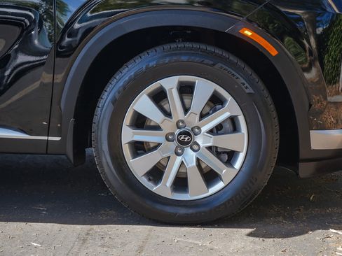 Used 2024 Hyundai Palisade SEL FWD image 9