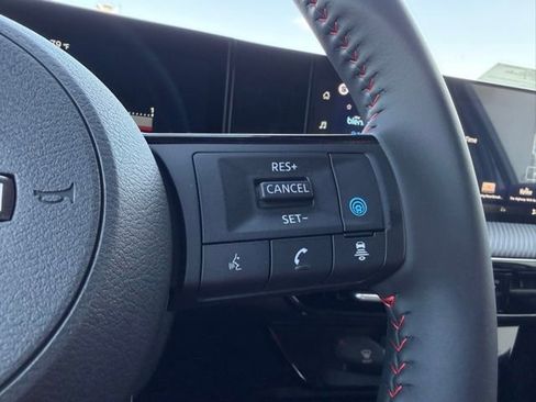 New 2026 Nissan Kicks SR image 17