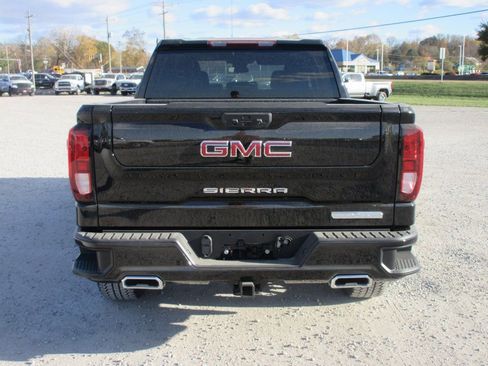 New 2026 GMC Sierra 1500 Elevation image 6