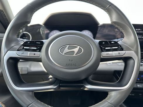 Used 2025 Hyundai Elantra SEL FWD image 22