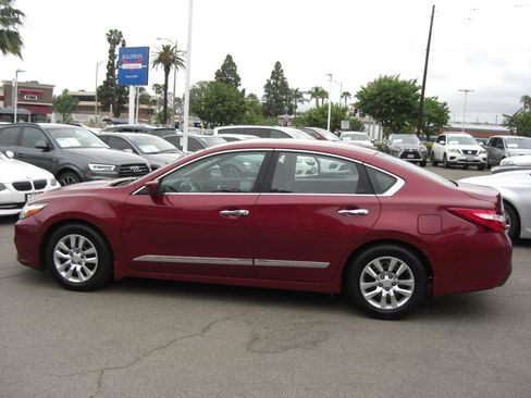 Used 2013 Nissan Altima 3.5 SV image 12