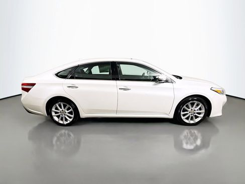Used 2014 Toyota Avalon image 8