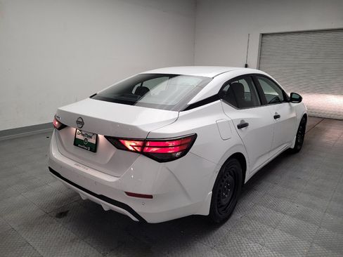 Used 2024 Nissan Sentra S FWD image 9