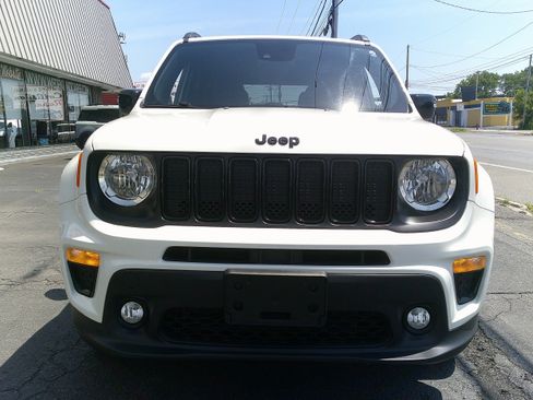 Used 2022 Jeep Renegade Altitude w/ Convenience Group AWD/4WD image 8