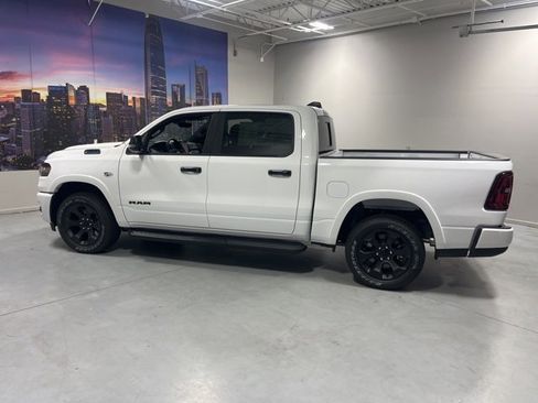 New 2026 RAM 1500 4x4 Crew Cab image 4