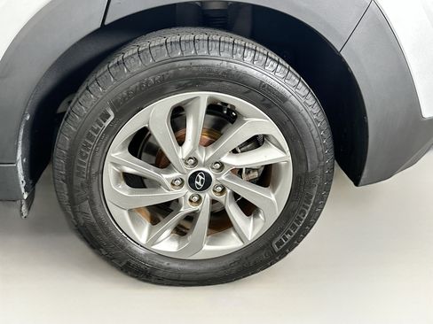 Used 2017 Hyundai Tucson SE Plus image 11