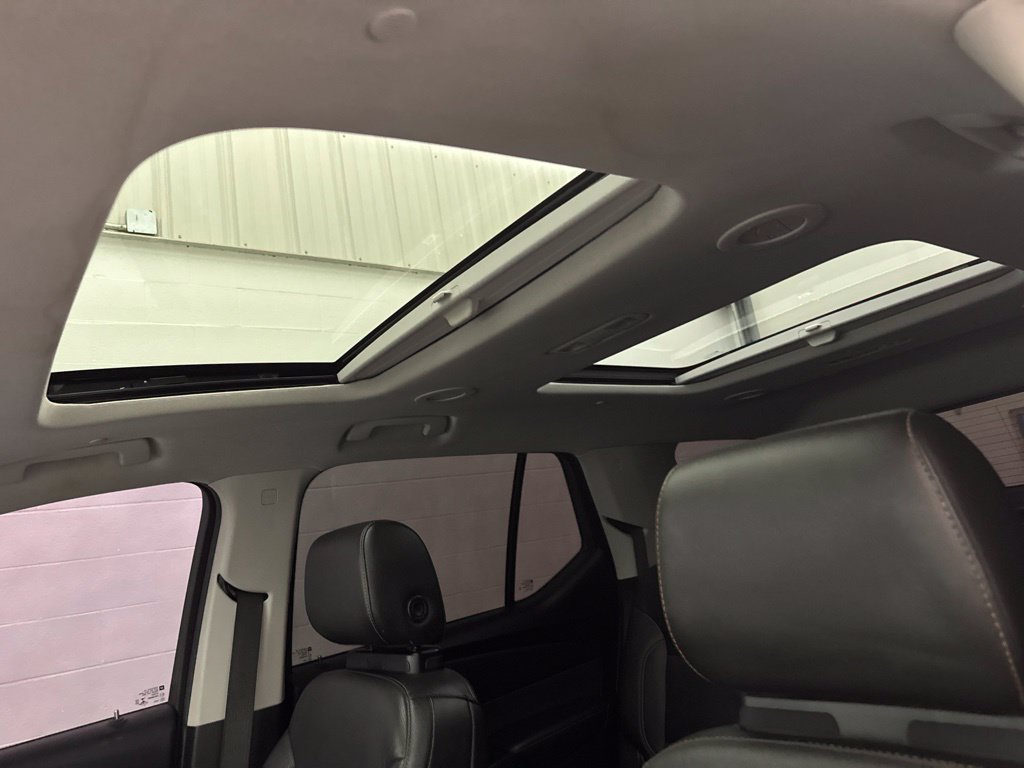 Used 2021 Chevrolet Traverse Premier w/ LPO, Floor Liner Package AWD/4WD image 24