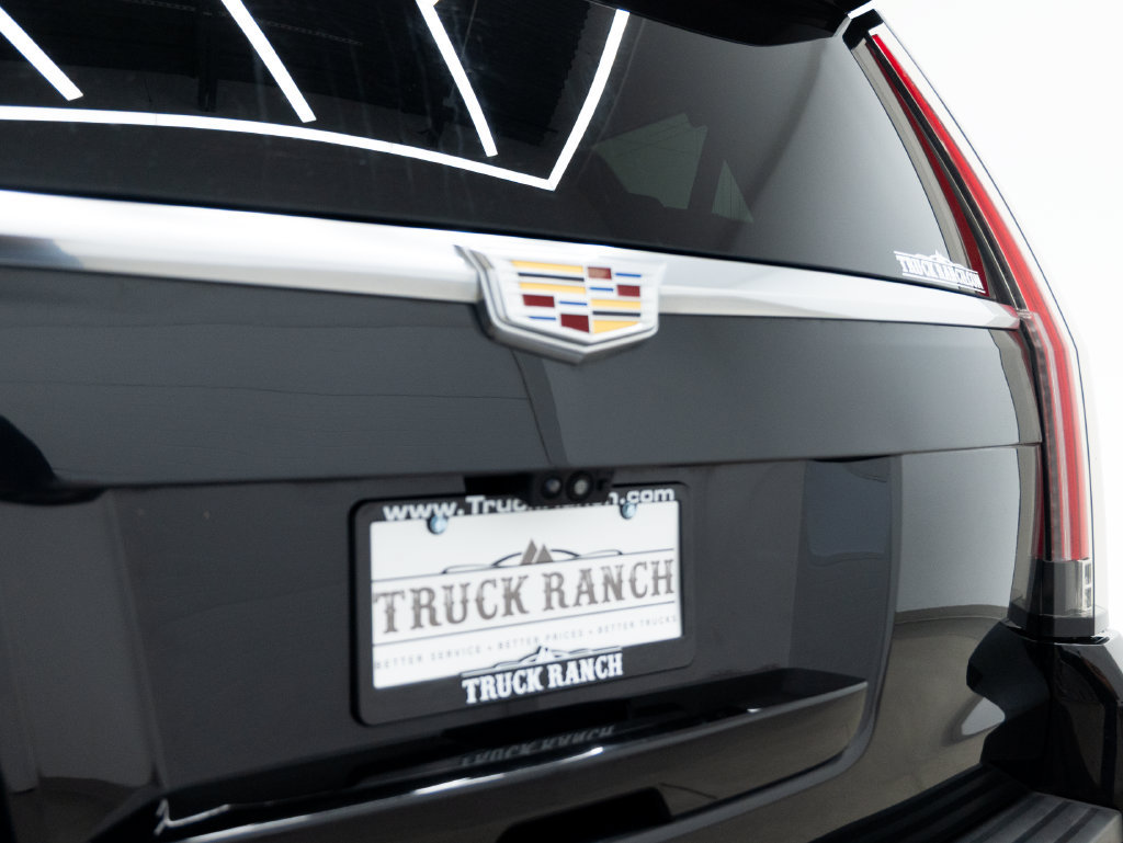 Used 2019 Cadillac Escalade Luxury AWD/4WD image 14