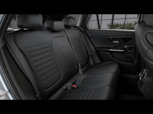 Certified 2026 Mercedes-Benz GLC 300 4MATIC image 40