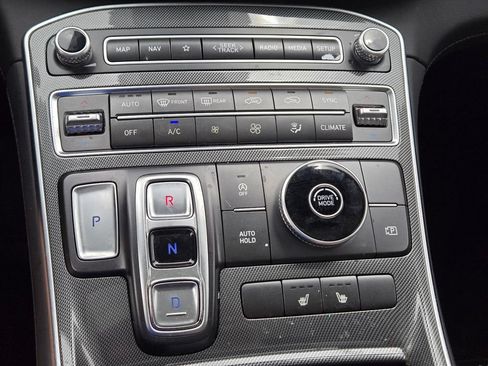 Certified 2023 Hyundai Santa Fe SEL w/ Premium Package FWD image 32