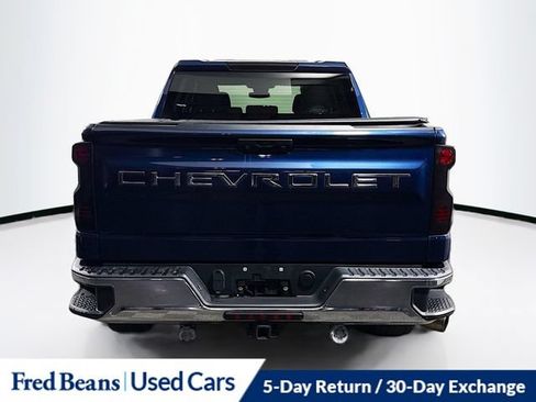 Used 2022 Chevrolet Silverado 1500 LT AWD/4WD image 7
