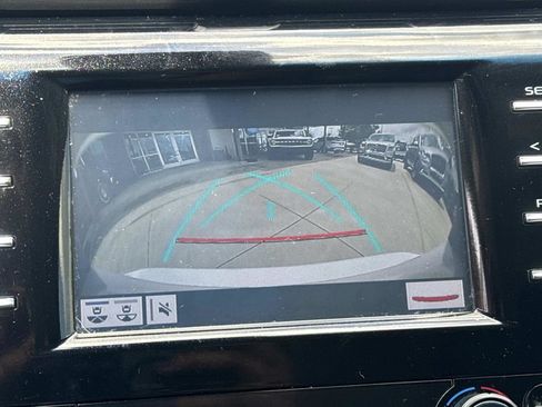 Used 2018 Toyota Camry XSE FWD image 26