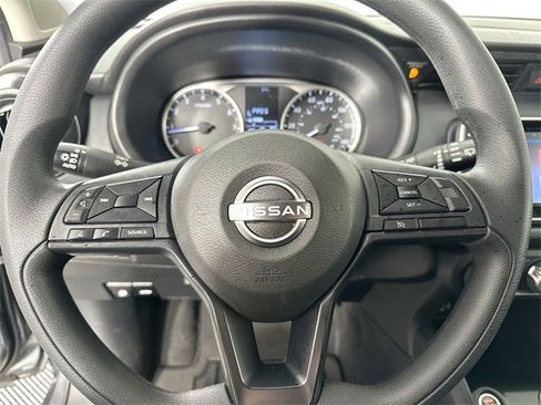 Used 2024 Nissan Kicks S image 15
