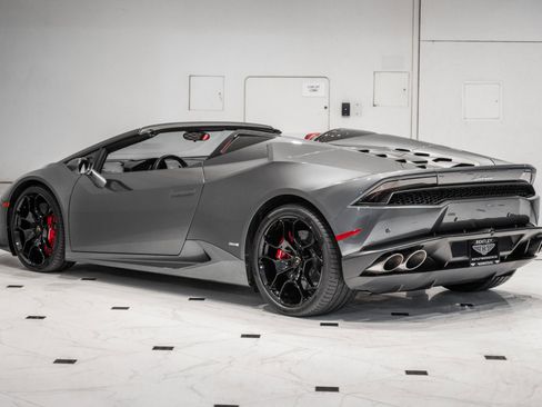 Used 2016 Lamborghini Huracan LP 610-4 AWD/4WD image 7