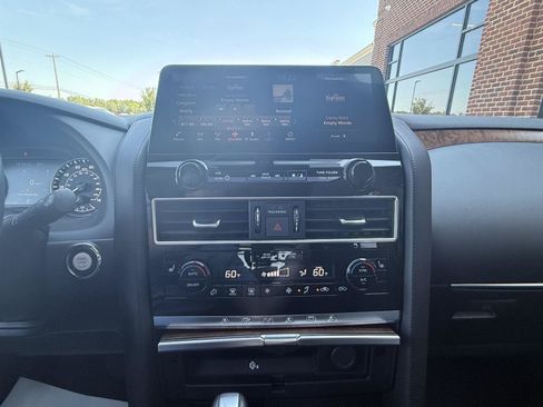 Used 2022 Nissan Armada SL w/ Cargo Package AWD/4WD image 25