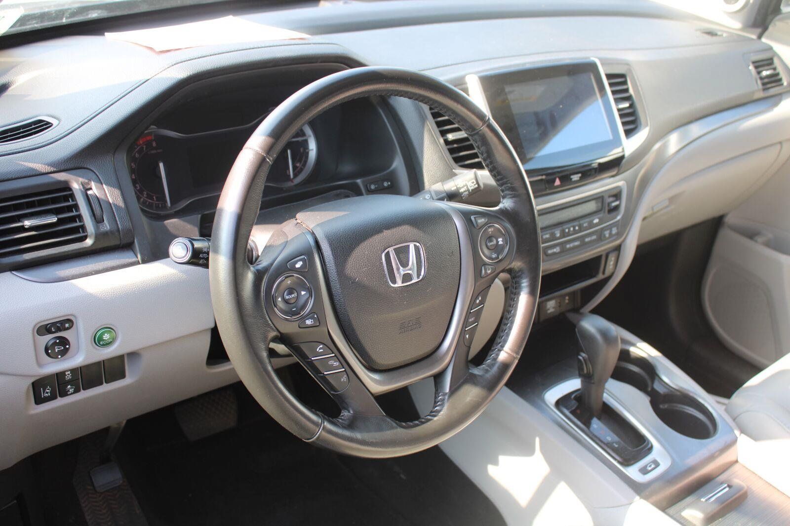 Used 2018 Honda Pilot EX-L image 9