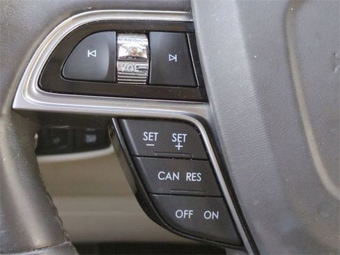 Used 2019 Lincoln Nautilus Reserve w/ Cargo Utility Package image 26