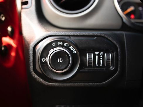 Used 2021 Jeep Wrangler Sport AWD/4WD image 13