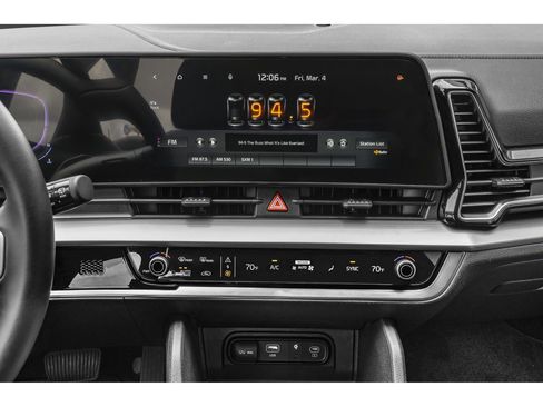 Certified 2024 Kia Sportage EX AWD/4WD image 7