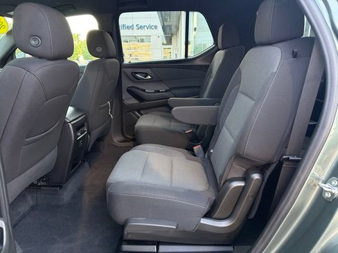 Used 2023 Chevrolet Traverse LT w/ LPO, Floor Liner Package AWD/4WD image 23