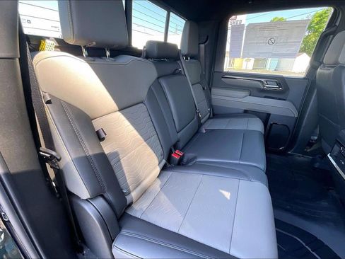 New 2026 Chevrolet Silverado 2500 ZR2 AWD/4WD image 25