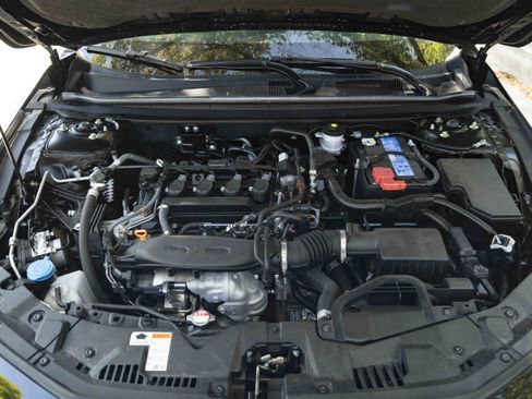 Used 2025 Honda Accord LX image 42